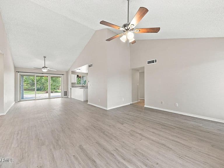 1350 E TONTO Lane photo 5