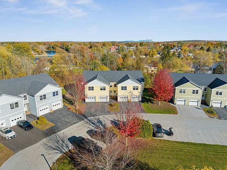17 Ally Drive photo 2