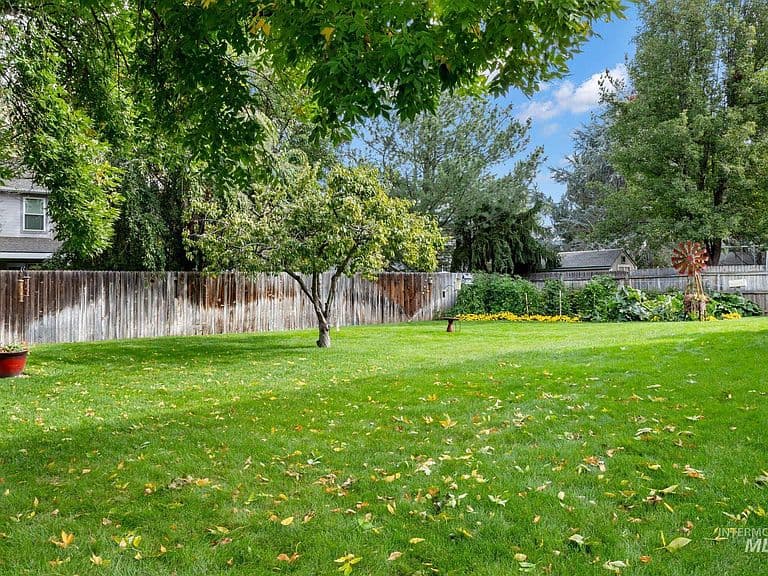 2162 W Santa Clara Dr photo 5