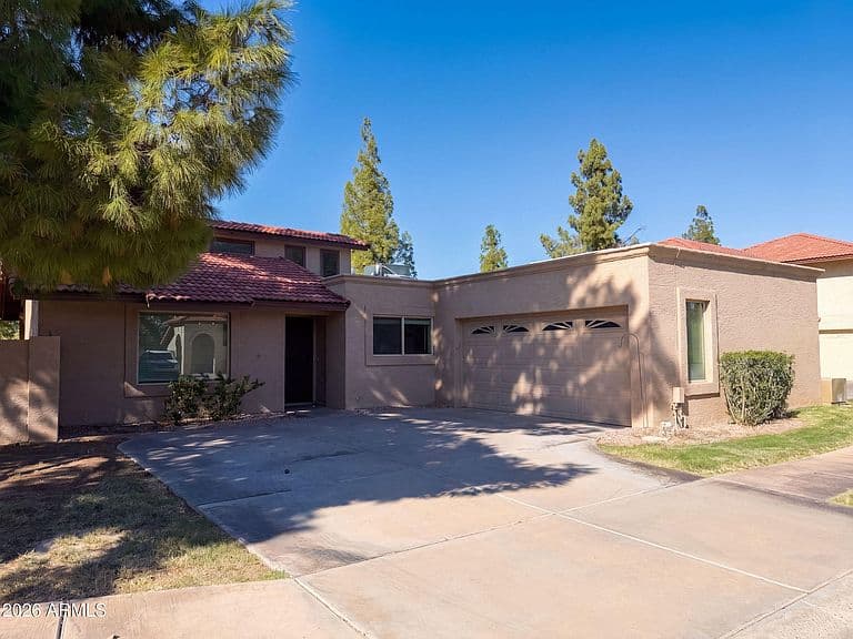 200 E BARBARITA Avenue photo 1