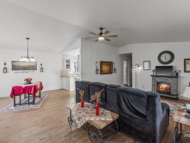 1100 Burnett Dr #245-A photo 4