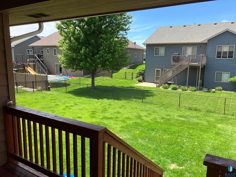 5301 S Solono Ave photo 4