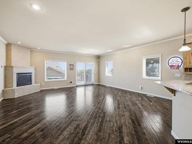 881 Recluse Ct photo 5
