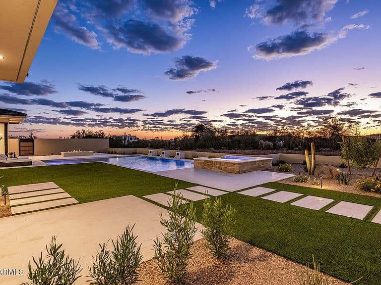 36070 N Prickley Pear Road photo 3