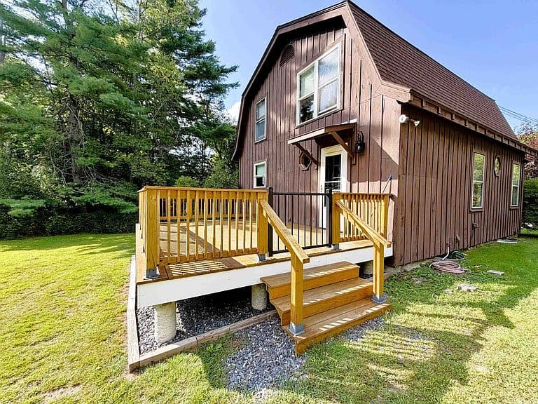 18 Deacons Lane photo 3