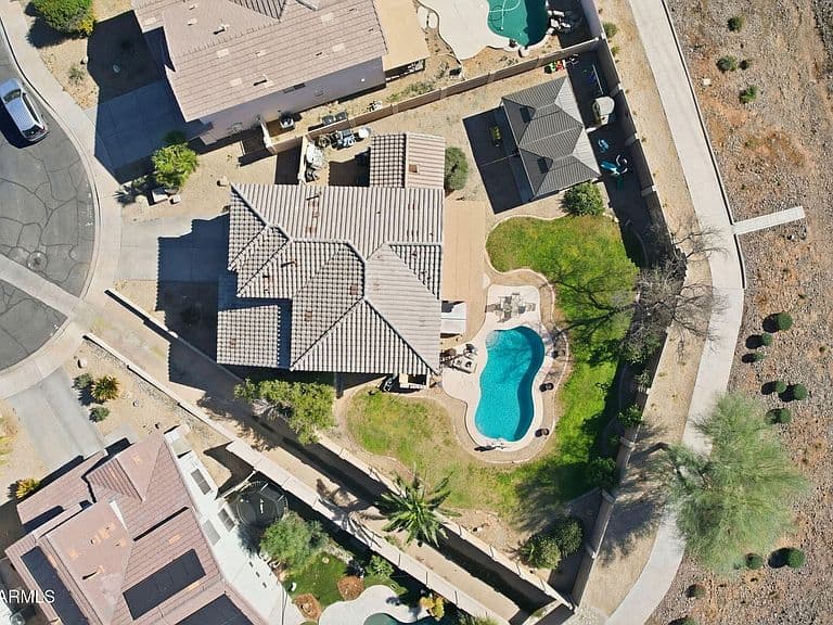 14385 W Verde Ln photo 2