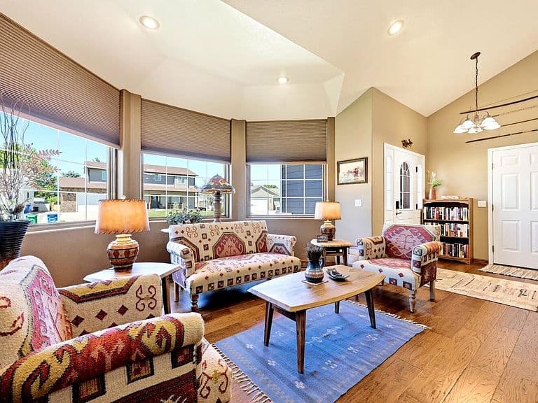 1886 Paintbrush Dr photo 4