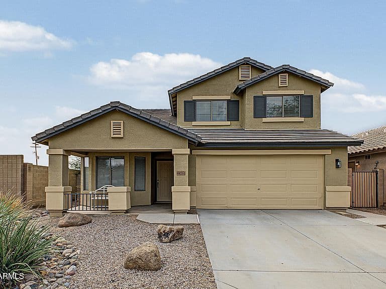 44761 W SAGE BRUSH Drive photo 1