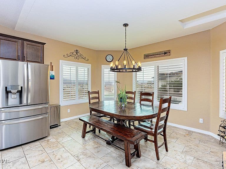 340 Opossum Dr photo 4