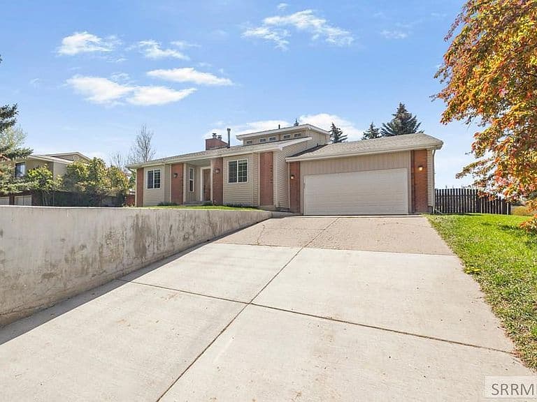 440 Terra Vista Dr photo 5