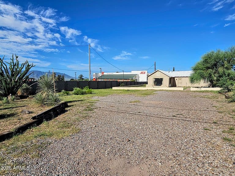1188 S NACO Highway photo 3