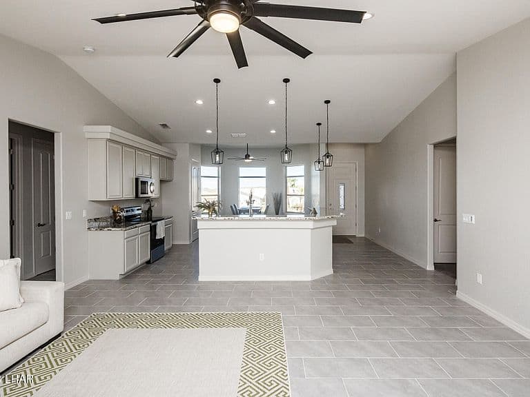 2050 Palo Verde Blvd N photo 3