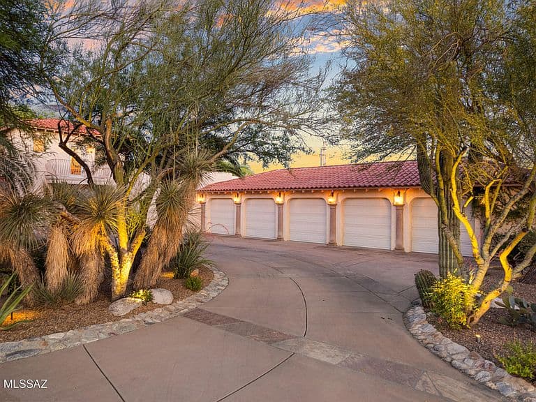 5970 N Genematas Dr photo 5