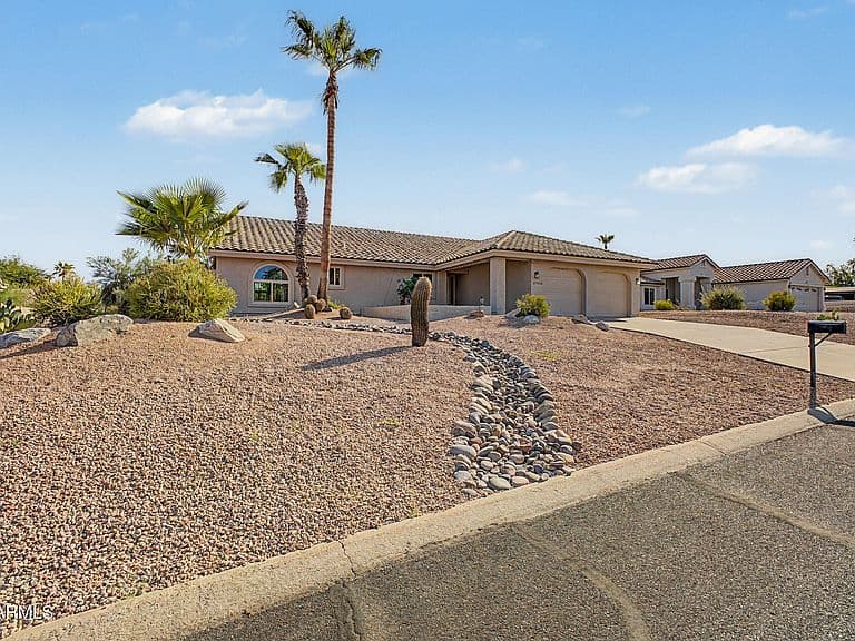 17449 E CALIENTE Drive photo 2