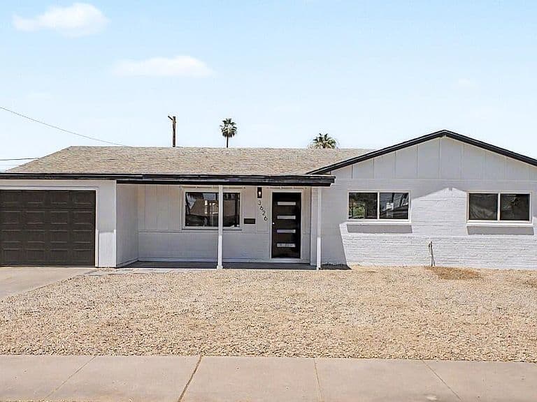 3626 W ELM Street photo 2