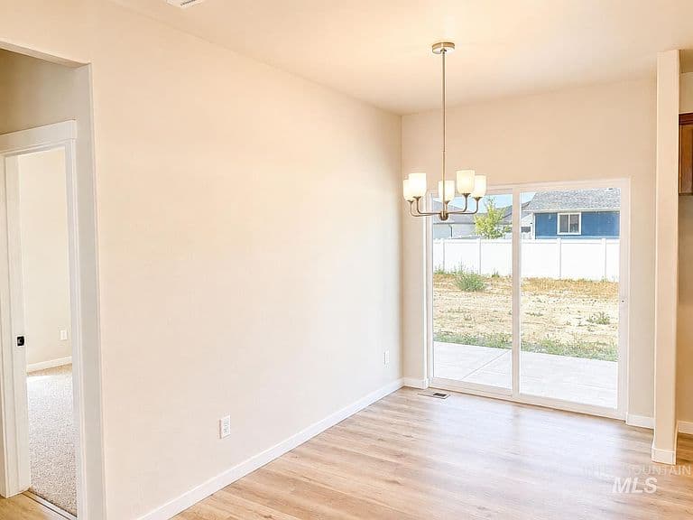 1012 Paintbrush Ave photo 5