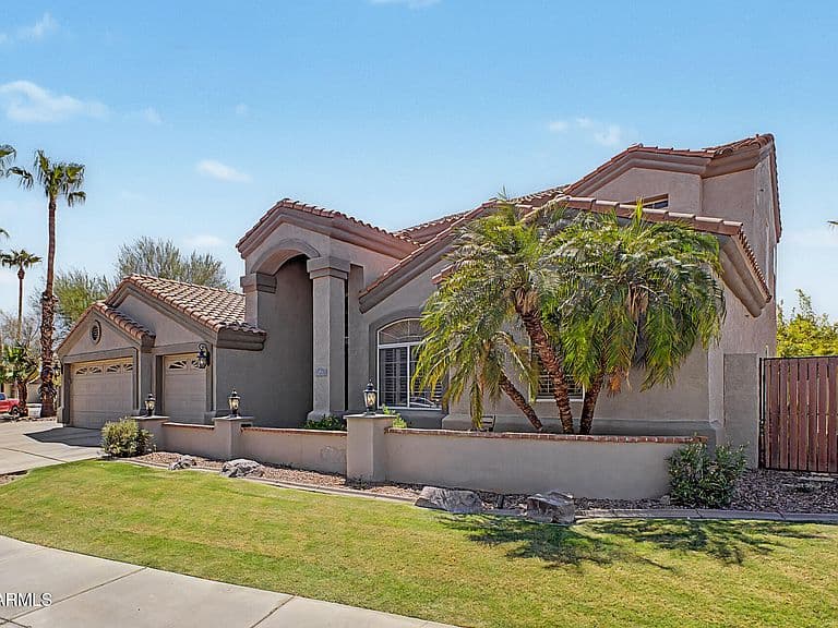 496 N MONDEL Drive photo 5