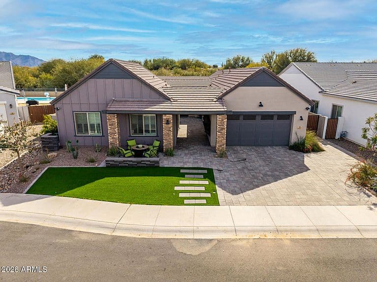 4467 E TONTO Place photo 4
