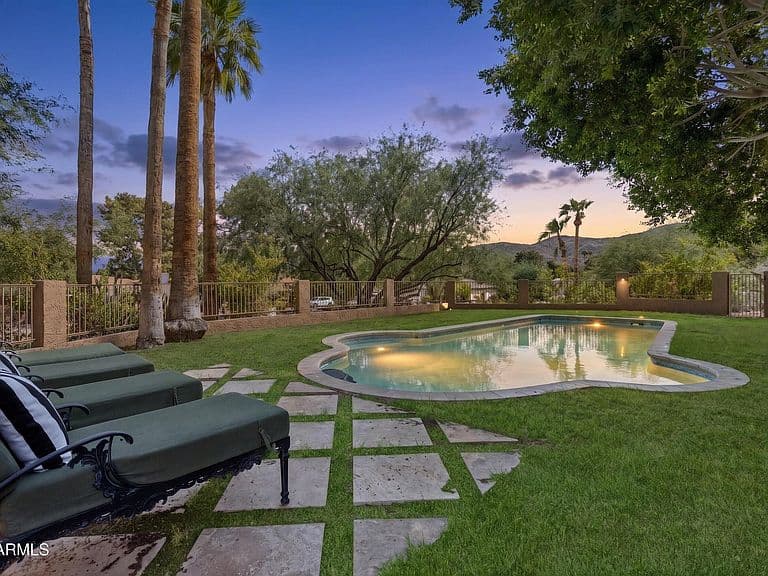 14018 N CORAL GABLES Drive photo 1