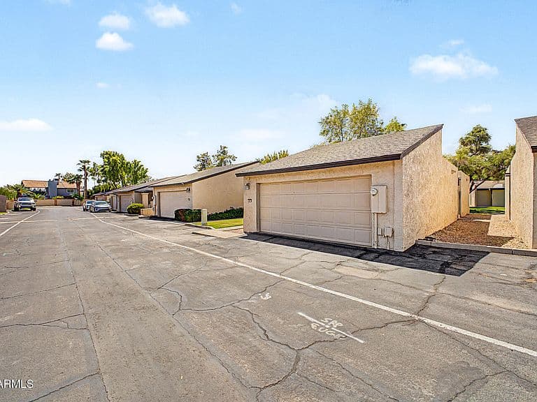 2256 W LINDNER Avenue #27 photo 4