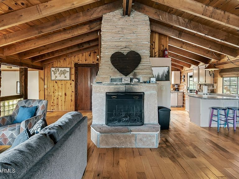 505 E KAREN Drive photo 5