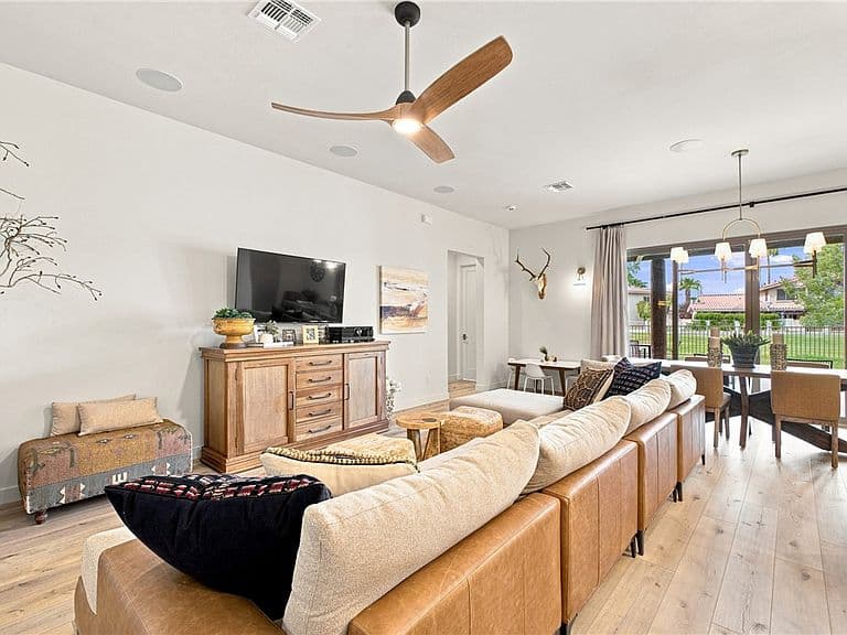 1187 Camino Cove photo 4