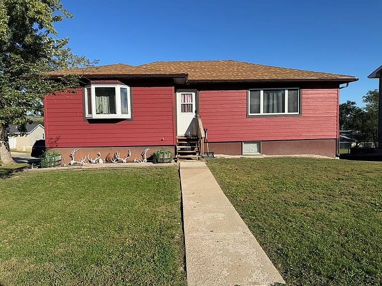 202 Scotty Philip Ave photo 1