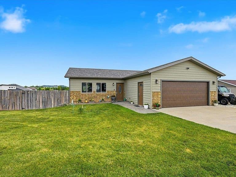 654 Teton Way photo 1