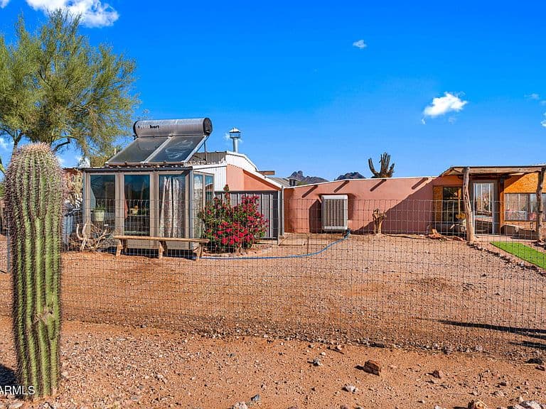 33639 W CAREFREE Highway photo 2