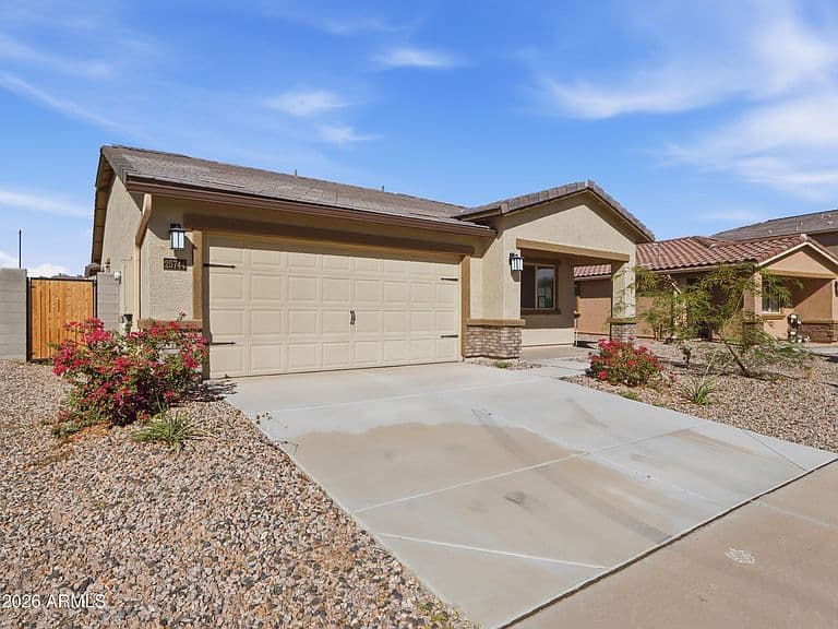 25744 W WINSTON Drive photo 4