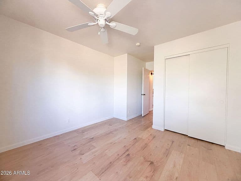 2756 S COMPTON -- photo 4