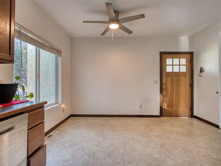 267 Grundy Ln photo 5