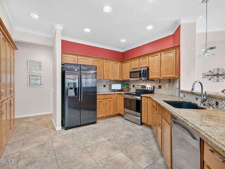 15133 W CARBINE Way photo 4