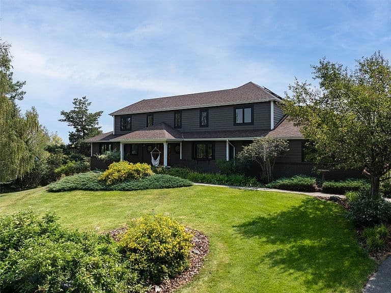 122 Erik Dr photo 4