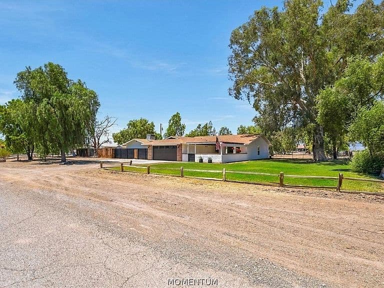 7001 S Kaiser Drive photo 4