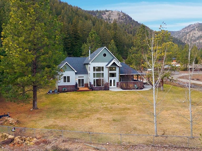 11327 Sleeman Ln photo 2