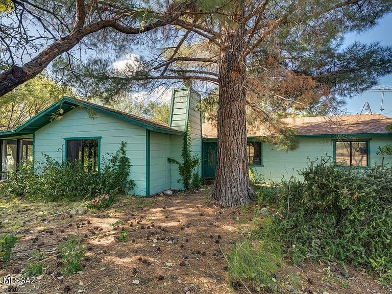16202 S Mescalero Pl photo 1
