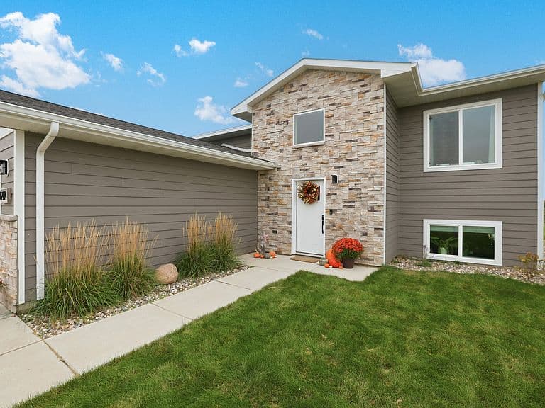1219 Crested Butte Ave photo 2