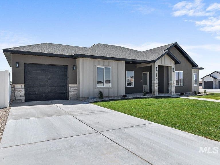 1331 E 19th Avenue Block #9-lot 4 photo 4
