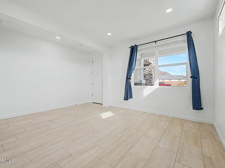 6822 W ANDREA Drive photo 3