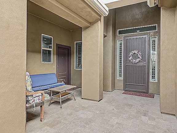 624 E Sipapu Dr photo 3