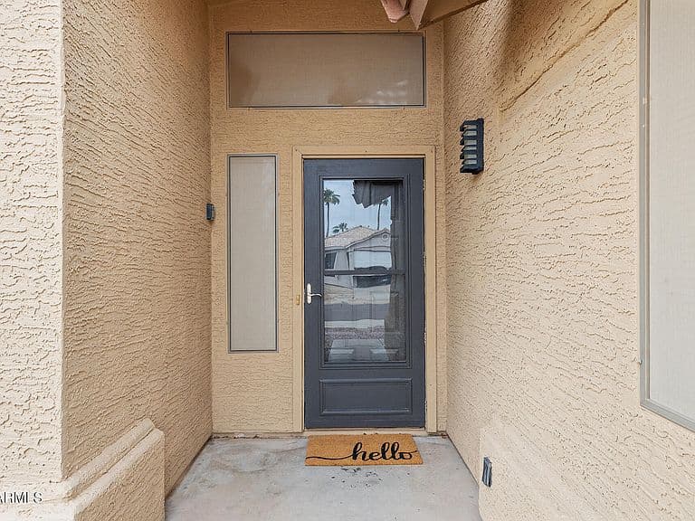 15645 W HILTON Avenue photo 3