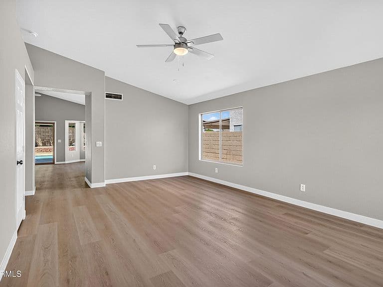 2480 S WALNUT Drive photo 5