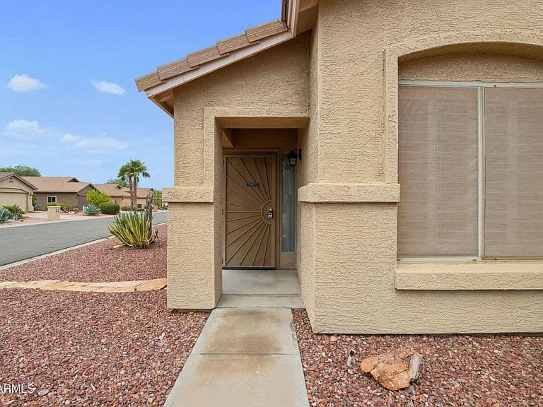 8864 E RED MOUNTAIN Lane photo 4