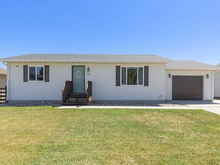 601 Stealth Ln photo 2