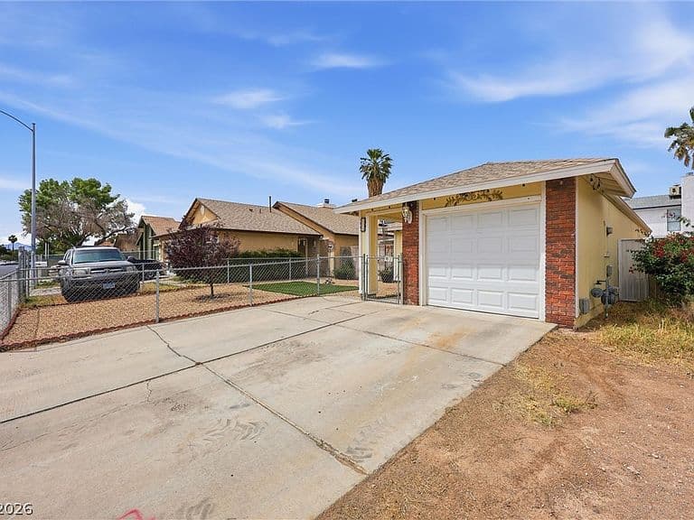 129 Parrish Ln photo 2