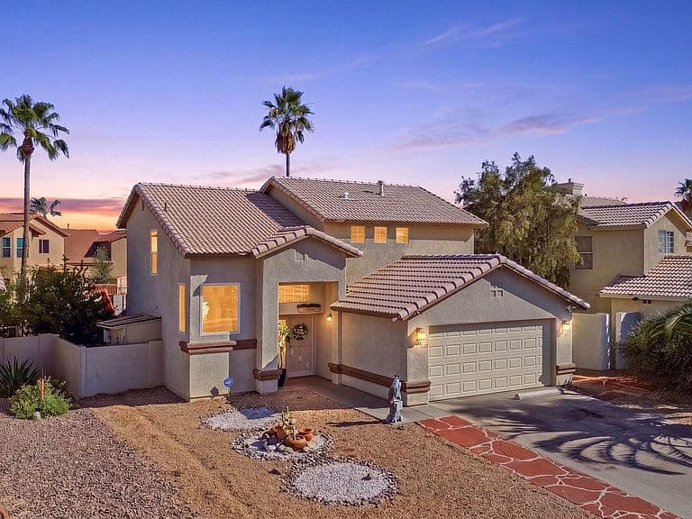 7085 W Amarante Dr photo 1