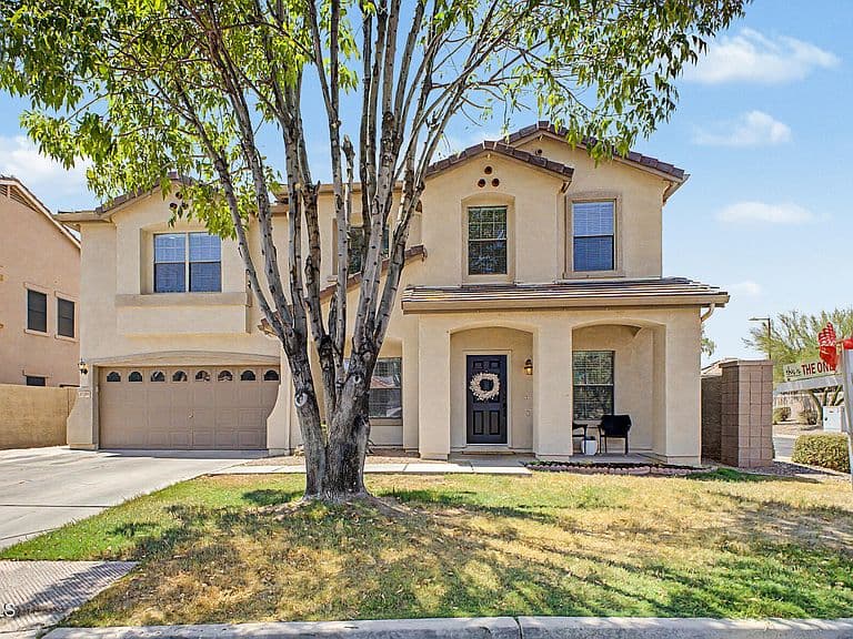 3709 E BETSY Lane photo 1
