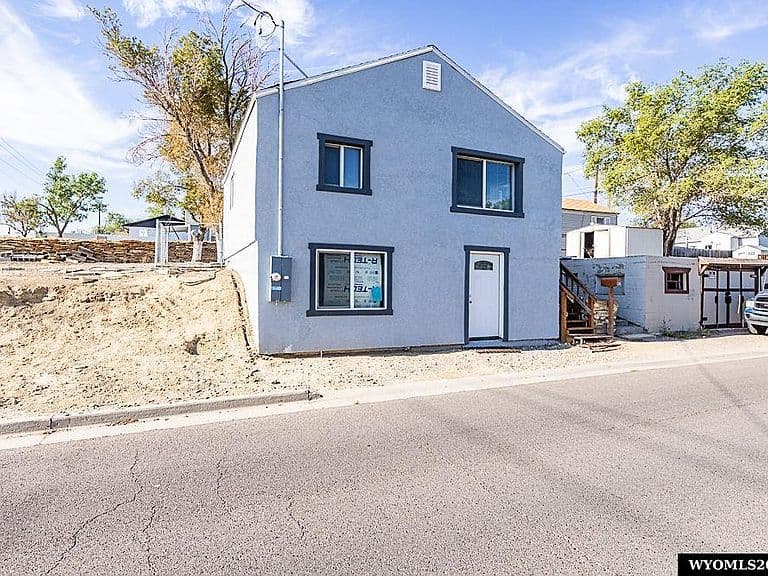 1316 Thorpe St photo 2