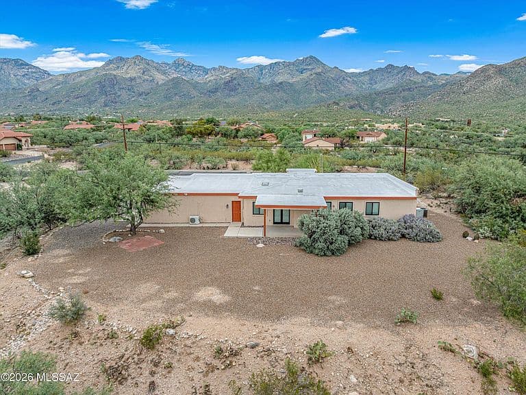 8300 E Ocotillo Dr photo 3